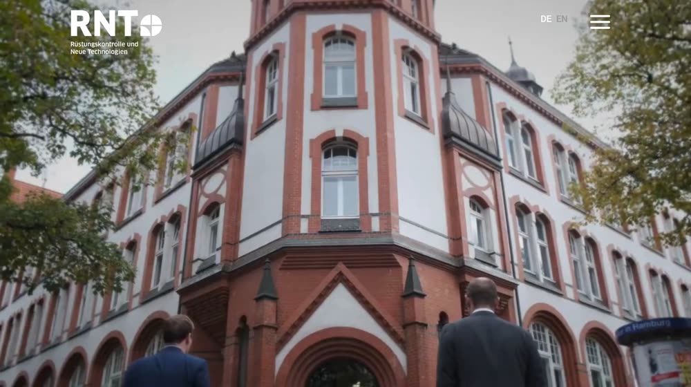 Screenshot 2: Corporate Design und Website für das Forschungsprojekt Rüstungskontrolle und Neue Technologien